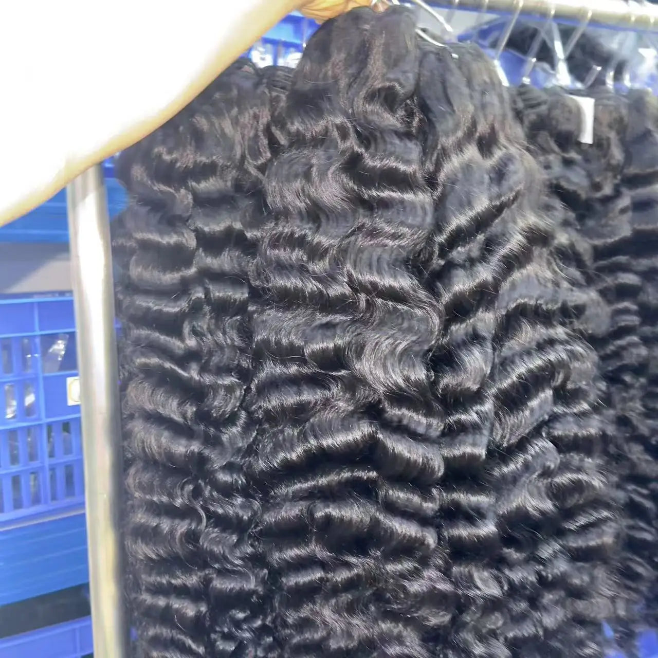 Natural Raw Burmese Curly Hair Bundles and Closure Set Virgin Human Hair Raw Burmese Curly Hair Bundles Loose Wave