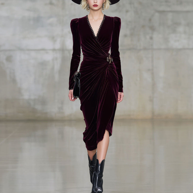 V-neck Sexy Long-sleeve Figure-flattering Pleated Velvet Sheath Dress