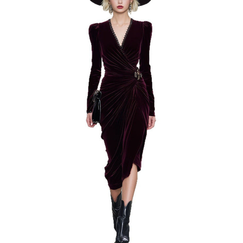 V-neck Sexy Long-sleeve Figure-flattering Pleated Velvet Sheath Dress