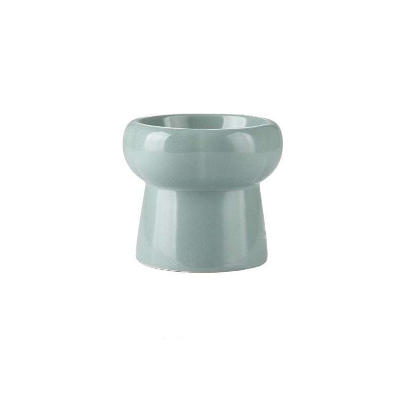 Ceramic cat bowl protects cervical spine high feet