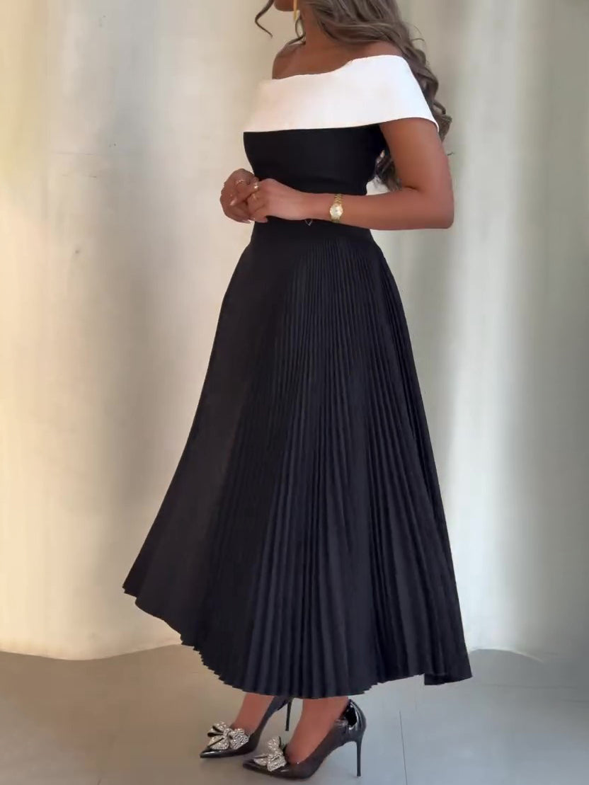 Off-shoulder Contrast Pleated Dress