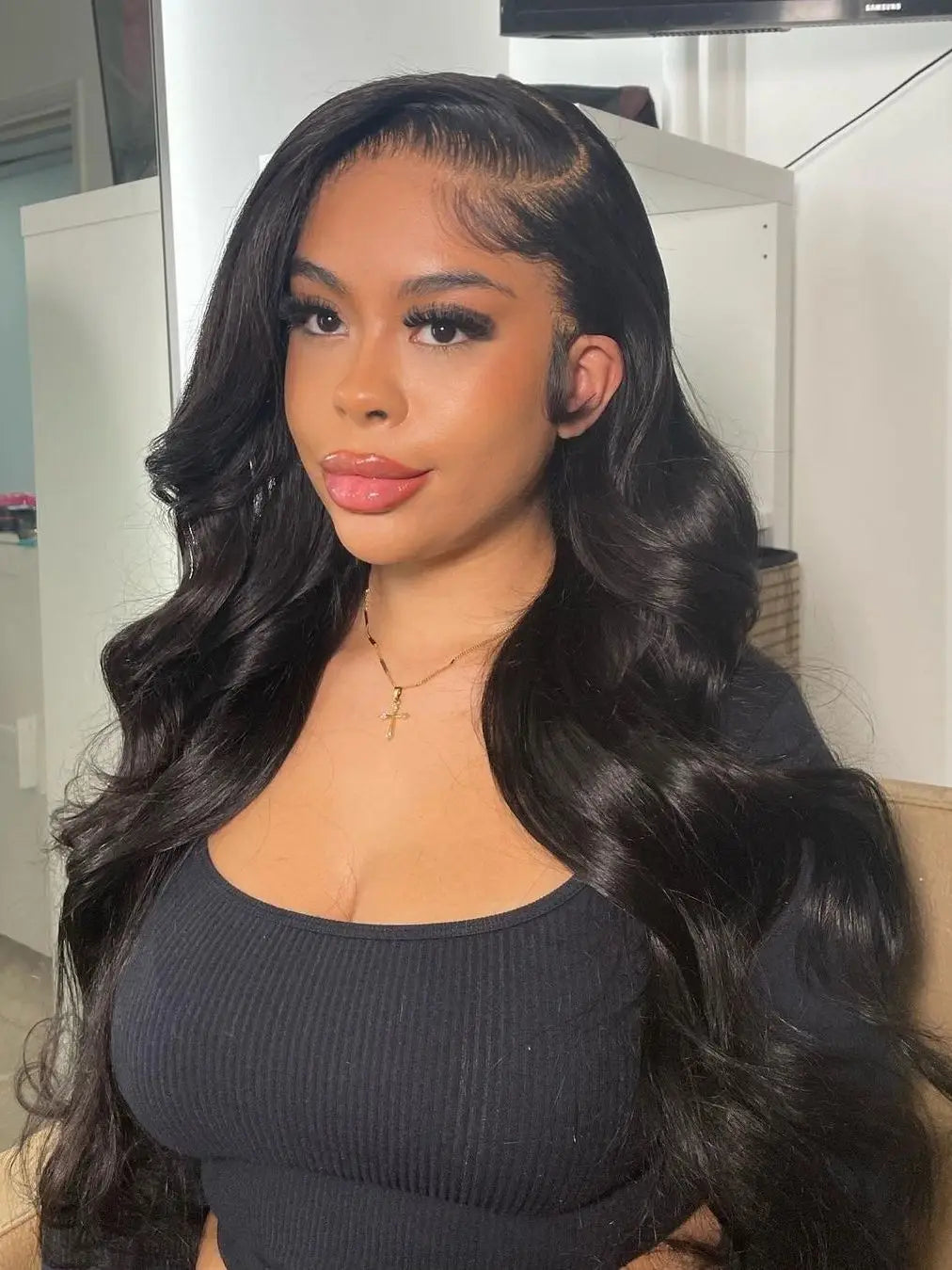 Sholove Hot Selling 100% Natural Color Full Lace Frontal  Wig Body Wave Brazilian Human Hair Wig for Women
