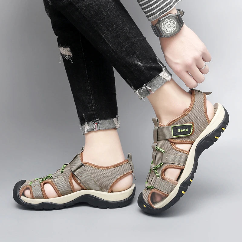 Factory Supply Large Size Feet Fly Mesh Upper Anti Slip Hand Made Sewing Men Closed Toe Summer Beach Sandals