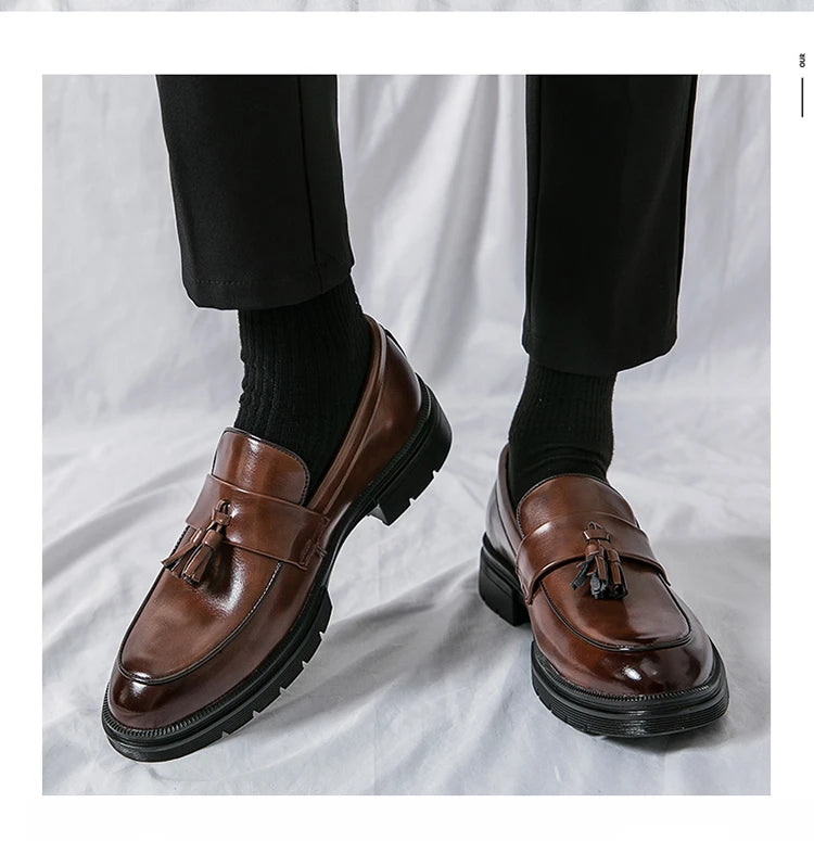 Classic Design Tassels Loafer Shoes Wholesale Durable Fashion Slip on Formal Business Wedding Dress Shoes for Men