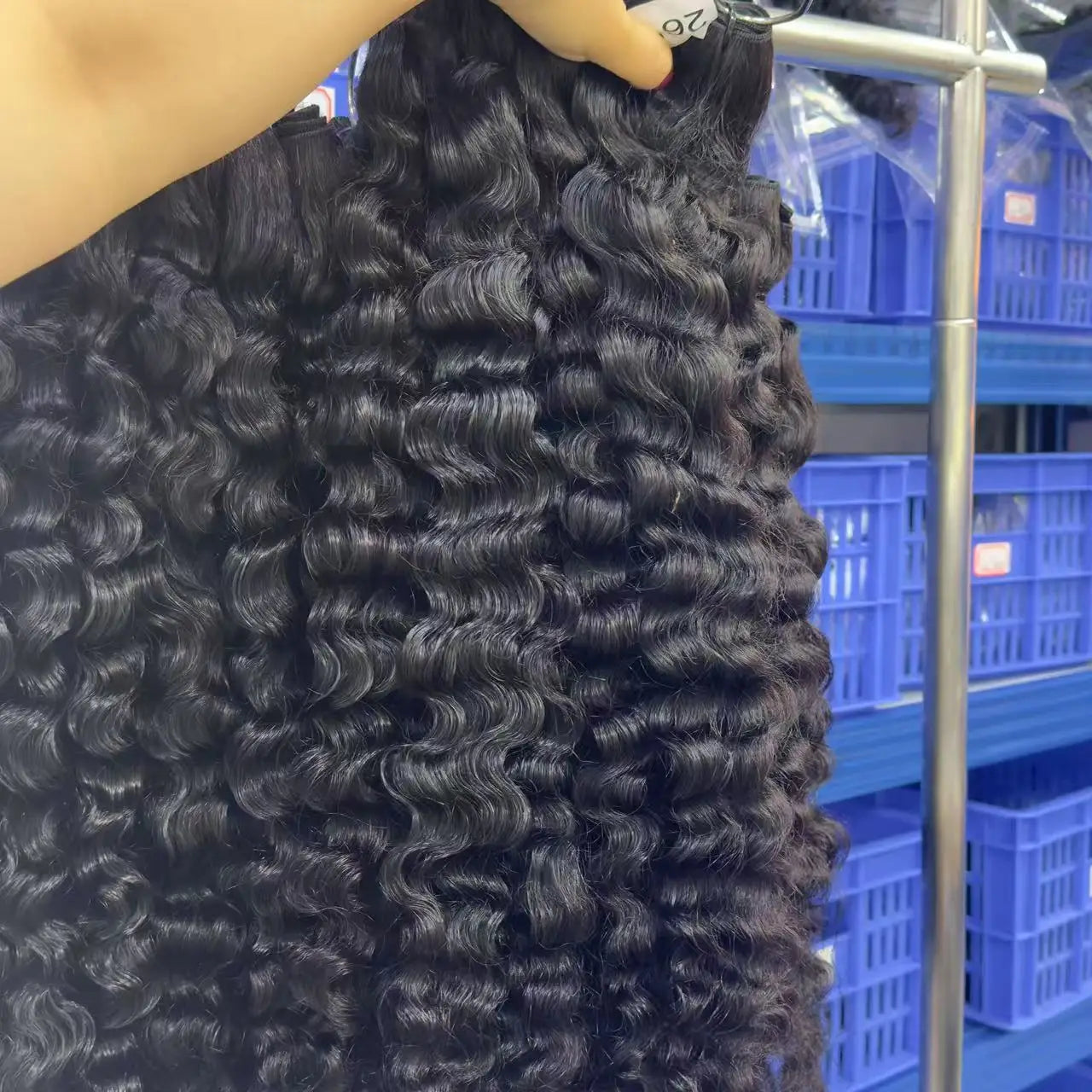 Wholesale Cambodian Raw Loose Curly Hair Extensions Raw Natural Cuticle Aligned Burmese Curly Human Hair Bundles Vendor