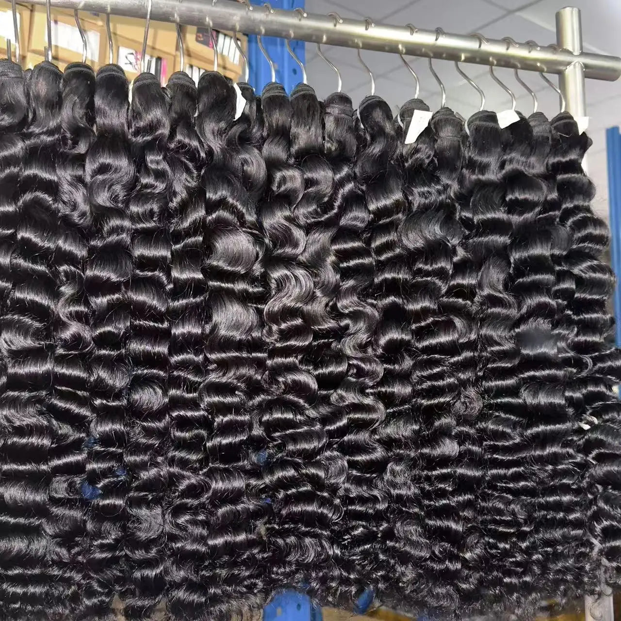Wholesale Raw Human Hair Extension Cuticle Aligned Burmese Kinky Curly Hair Bundles