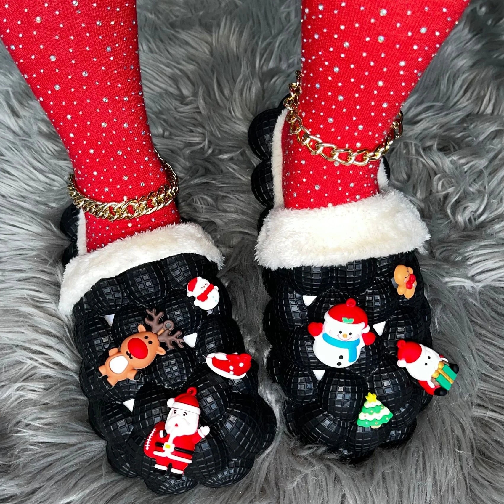 Factory Wholesale Winter Warm Massage Men Women Foam Runner Furry Plush Fashion Fur Slippers Bubble Slides With Fur and Charms