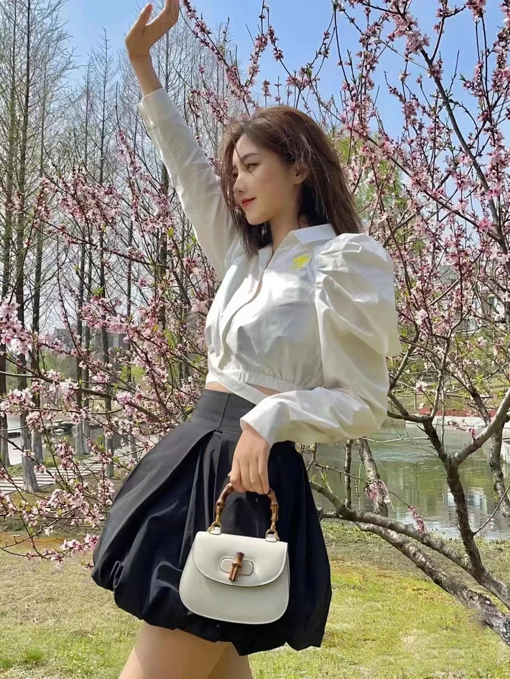 2025 Custom Famous Brands Designer Women Bamboo Handle Handbags Customizable Luxury Real Leather Ladies Hand Bags Crossbody