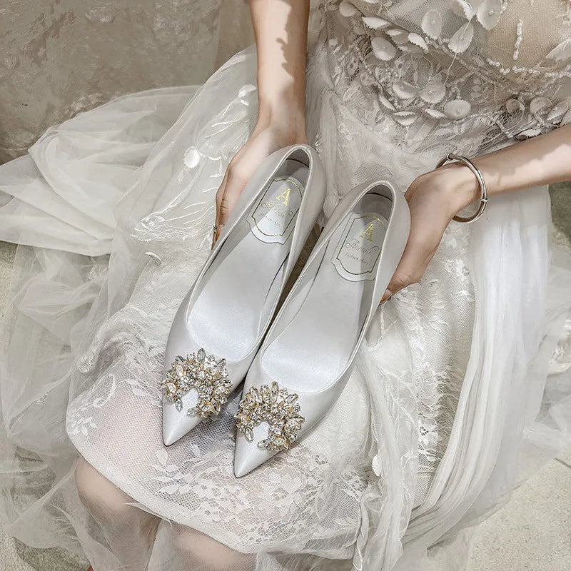 Classic Women Pumps Luxury Rhinestone Silk Wedding Shoes White Pointed Toe Party Dress Ladies Stiletto Bridal Heels