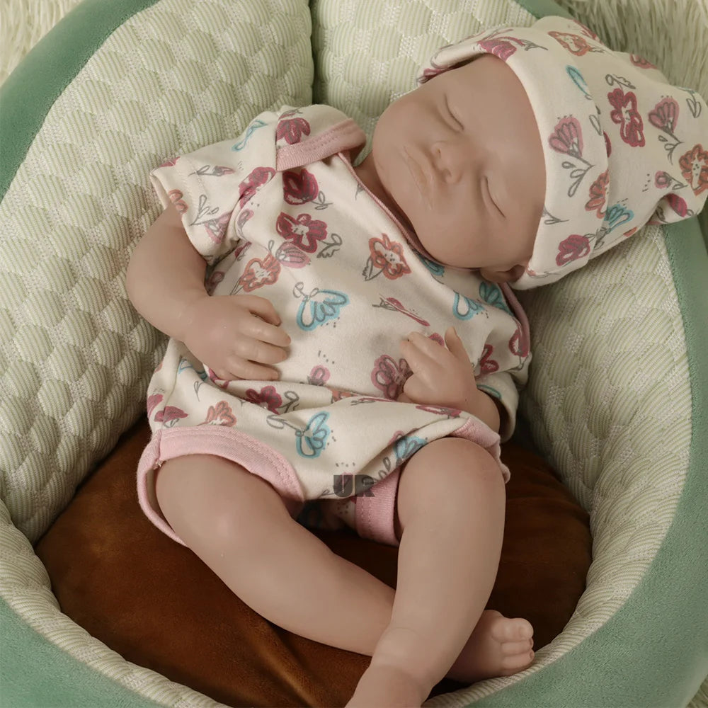 2.6kg  18" Lifelike Reborn Baby Dolls Girl Realistic Real Life Baby Dolls Soft Weighted Sleeping Newborn Reborn Doll for Kids