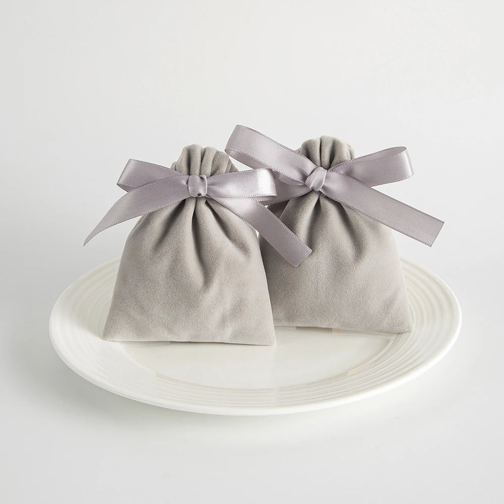 CSMD Chinese Manufacturers 7x9cm Ready to Ship Wholesale Ribbon Close Gray Velvet Material Phone Accessories Drawstring Dust Bag