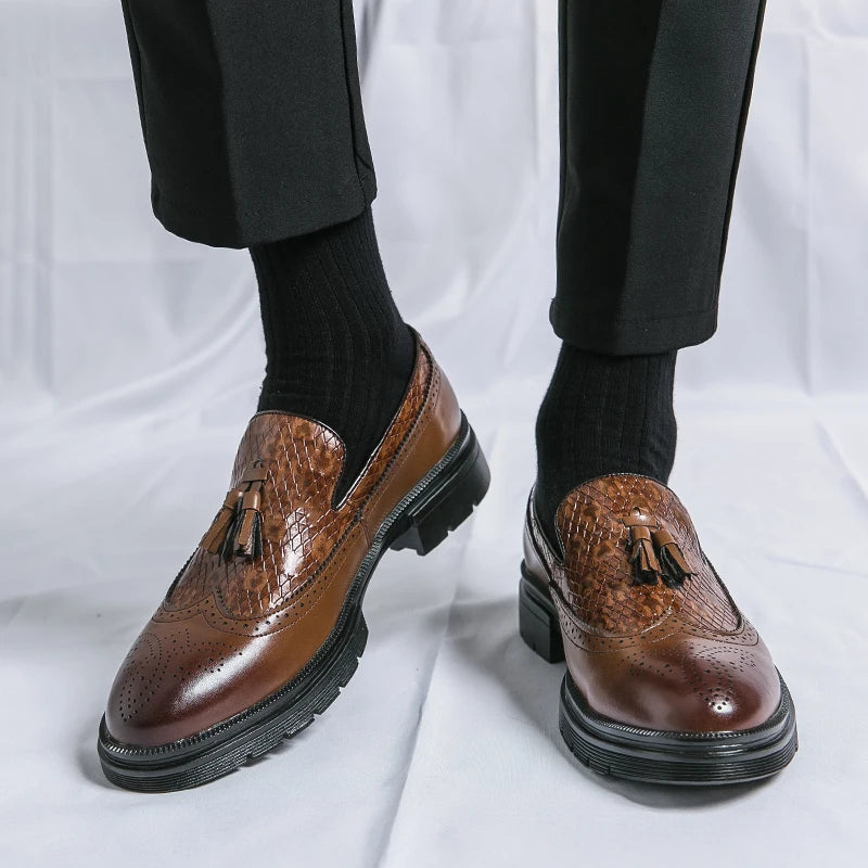 Classic Design Tassels Loafer Shoes Wholesale Durable Fashion Slip on Formal Business Wedding Dress Shoes for Men