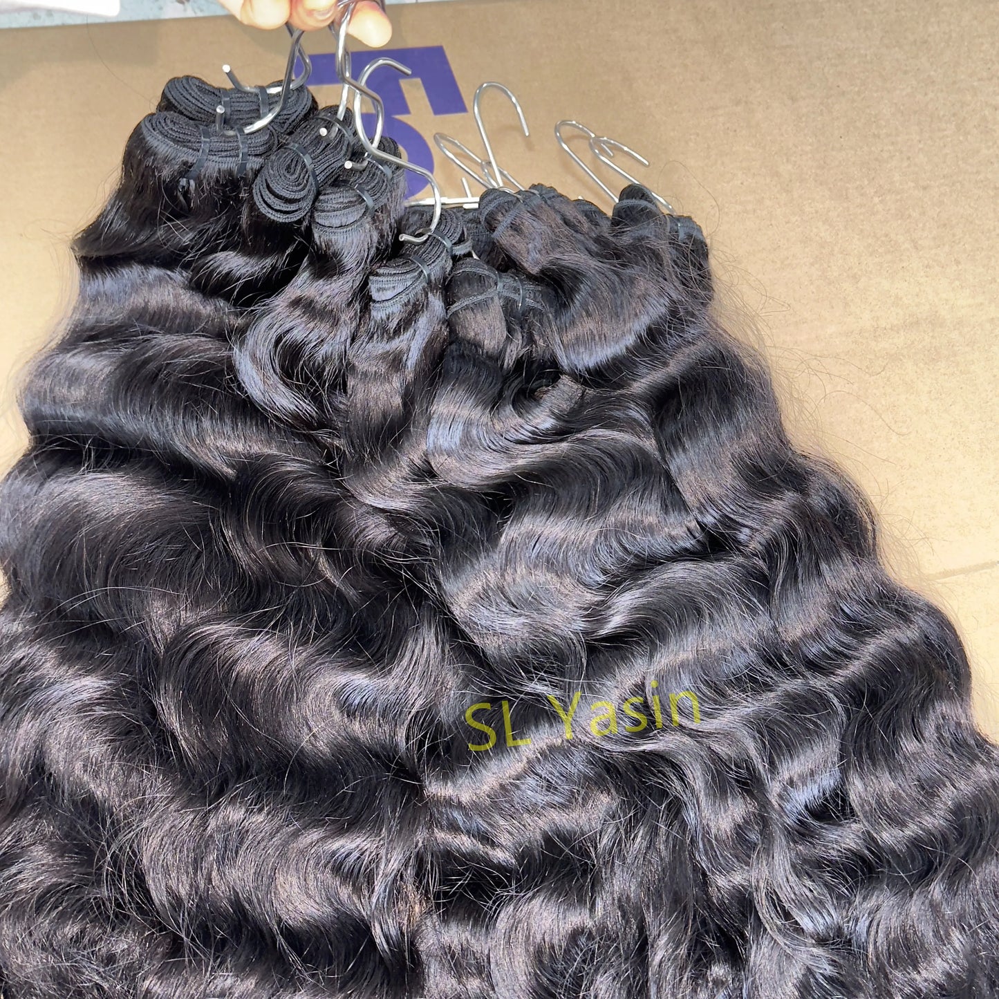 Wholesale Human Hair Extensions Raw Burmese Curly Kinky Curly Hair Bundle Cuticle Aligned Natural Wave Hair Bundles