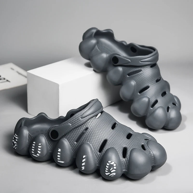 Logo Custom DIY Present Shoes Men's New Light Weight EVA Soft Clogs Garden Shoes Beach Outdoor Slippers for Men