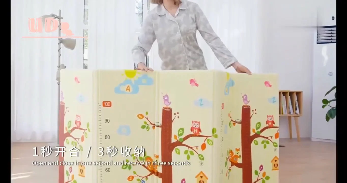 2025 New Design Pattern Non-toxic Portable Waterproof Foam Crawling Mat Durable Baby XPE Folding Mat for Family Use