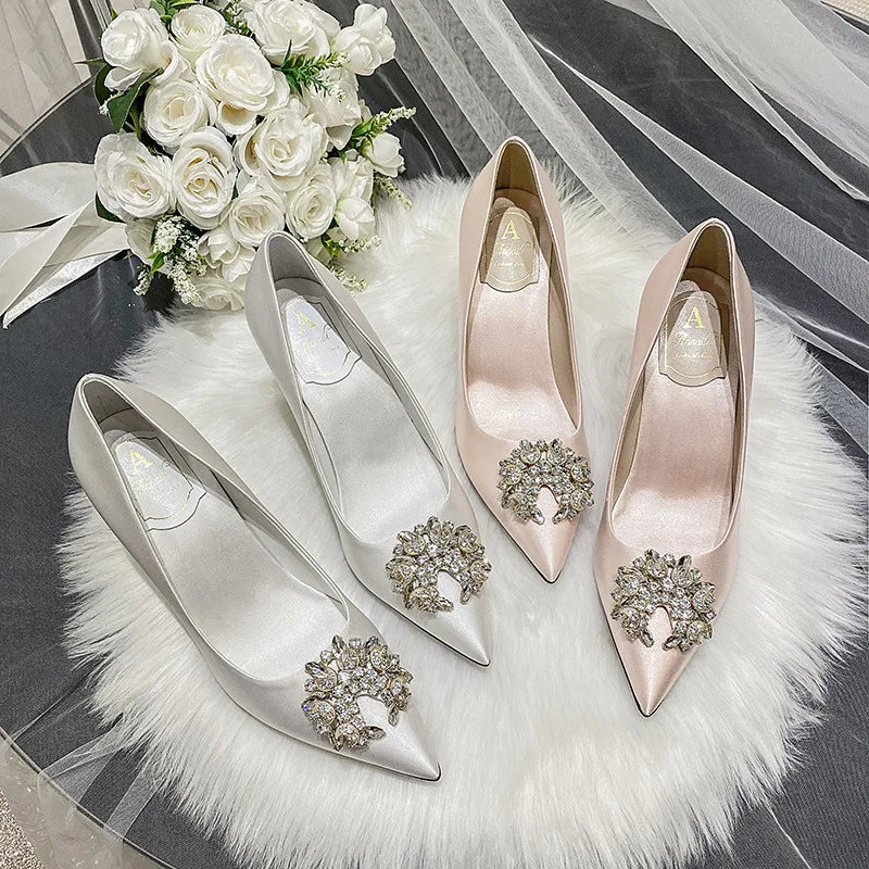 Classic Women Pumps Luxury Rhinestone Silk Wedding Shoes White Pointed Toe Party Dress Ladies Stiletto Bridal Heels