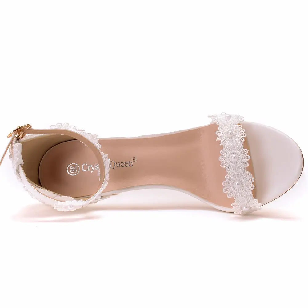 New Shoes for Women Lace Wedding Shoes a Word with Thin Heel Sandals Fine with Beads Elegant Princess Sandal