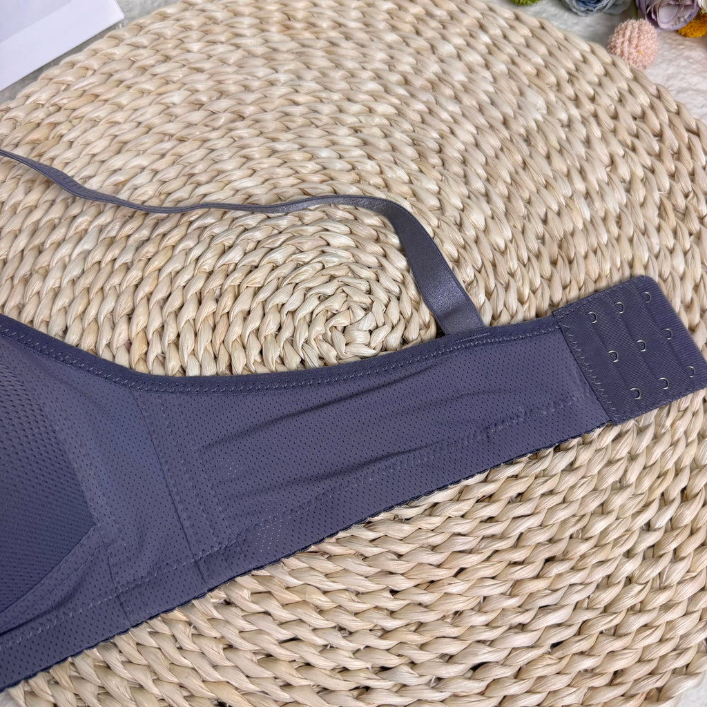 Amysi 811# Best Selling Solid Summer Breathable Thin Underwear Plus Size 46-52D Wireless Bra for Fat Women Direct Factory Outlet
