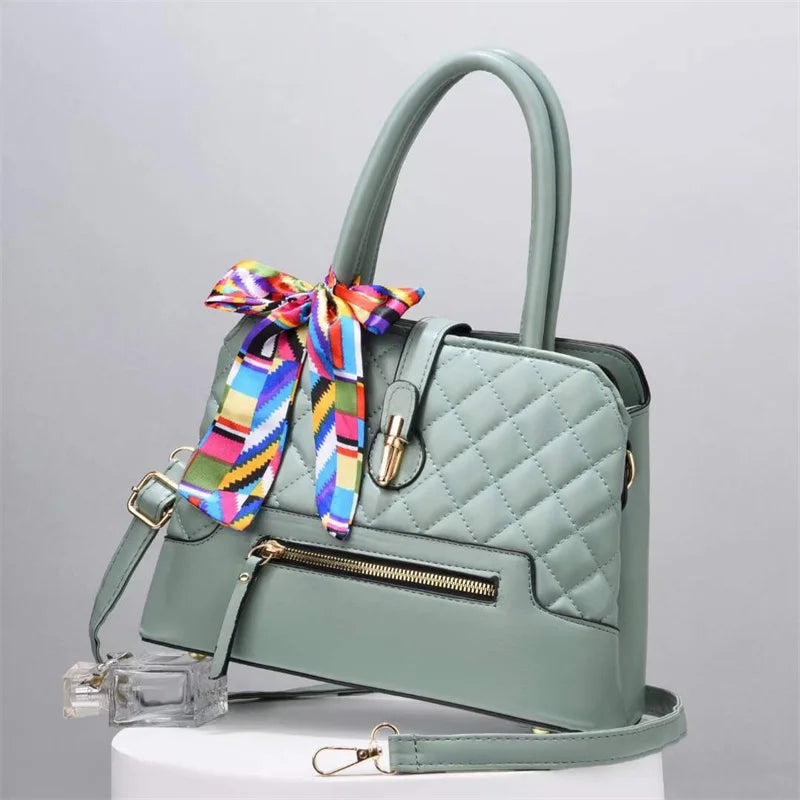 New Womens Bags 2022 Comfortable and Beautiful Handbags Handbag Large and Light Capacity Hand Bag Handbags16203