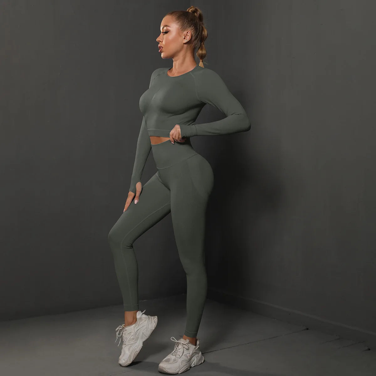 YWYSKAF-6600 High Quality Women's Good Elasticity Two Piece Sports Suit Ladies Fitness Gym Wear Fashion Yoga Suit