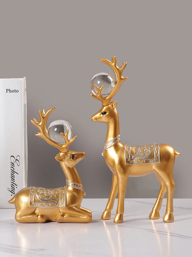Modern Nordic Folk Art Resin Deer Sculpture Ornament Customized Souvenir Washable Light Luxury Holiday Home Decor Living Room TV
