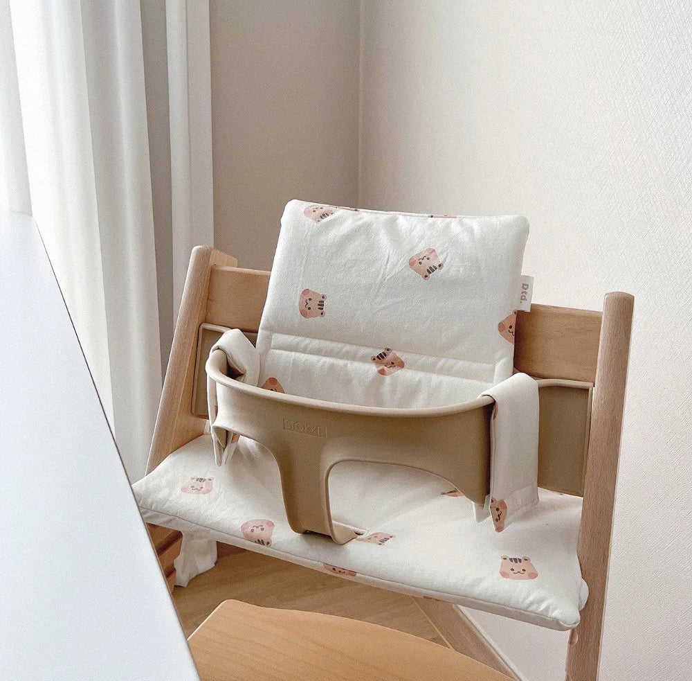 Trendy Anti-Slip Cartoon Chair Seat Cushion Baby Protective Newborn Accessories with Baby Back Cushion for Eating
