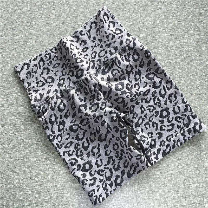 Newly Designed Leopard Print High Waist Elastic Waist Yoga Shorts Plus Size Quick Drying Women's Seamless Sports Shorts