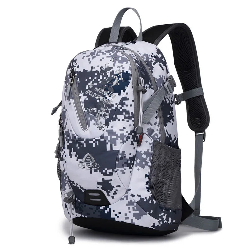 Factory Wholesale 20L Waterproof Outdoor Travel Daypack Foldable Casual Sports Bags Backpack for Men Women