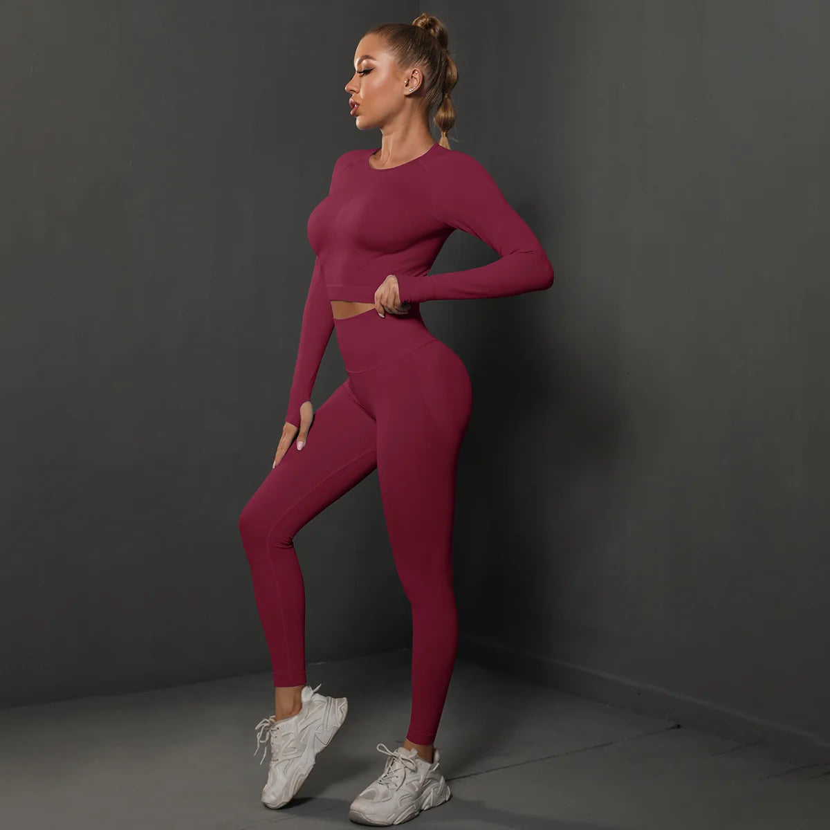 YWYSKAF-6600 High Quality Women's Good Elasticity Two Piece Sports Suit Ladies Fitness Gym Wear Fashion Yoga Suit
