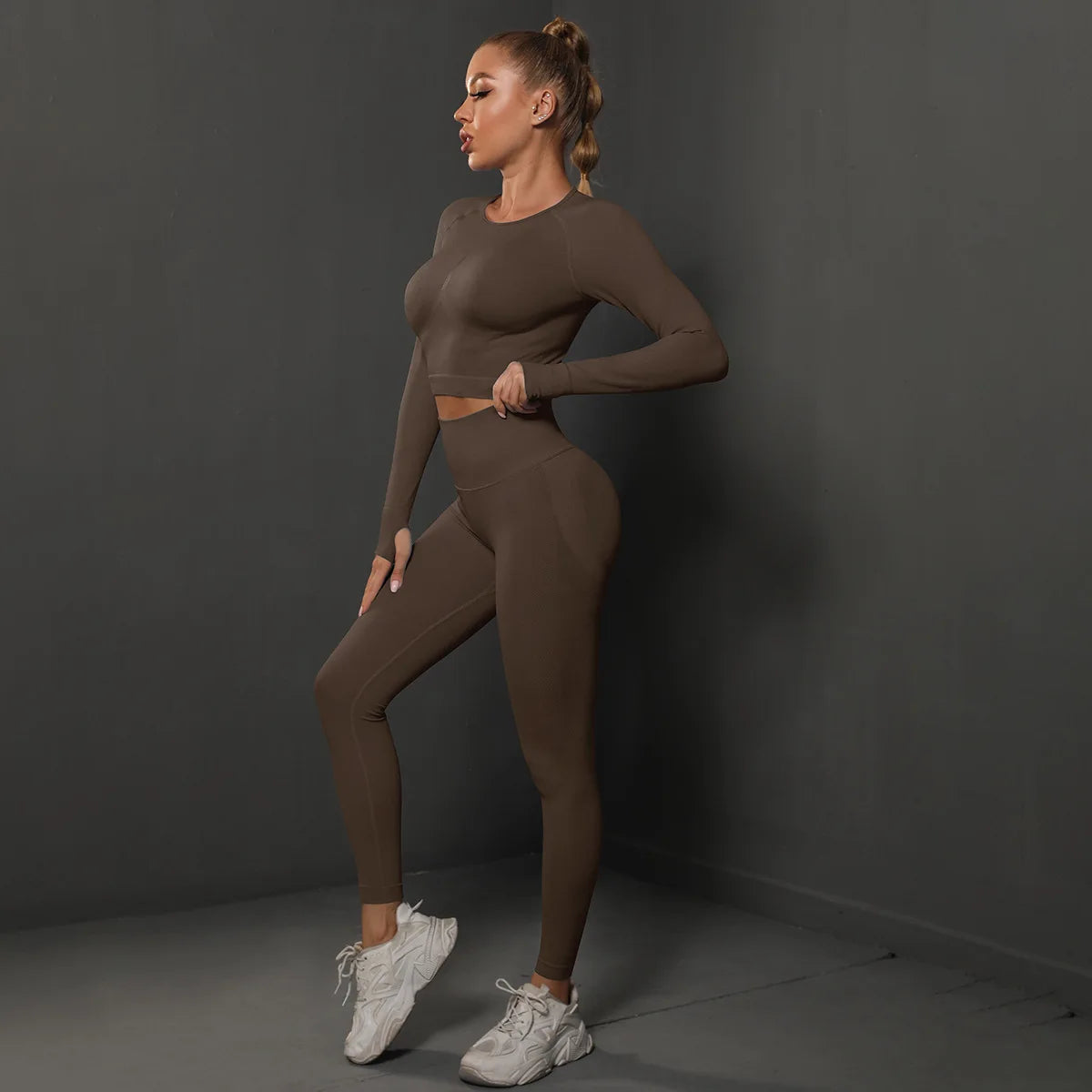 YWYSKAF-6600 High Quality Women's Good Elasticity Two Piece Sports Suit Ladies Fitness Gym Wear Fashion Yoga Suit
