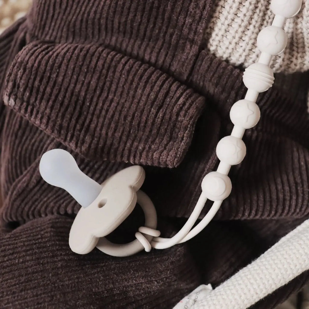 Baby Pacifier Clip Chain Wholesale Chewable Wooden Silicone Dummy Pacifier Clip Food Grade Silicone