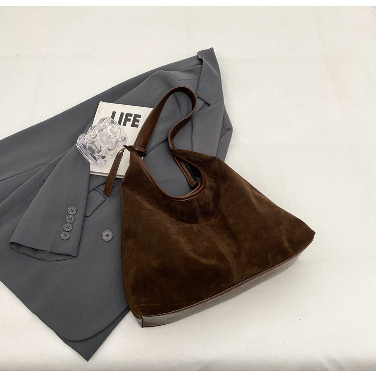 New Suede Shoulder Tote Bag, Fashionable, Simple, Lazy Style, Large Capacity Women's Handbag, Bucket Bag, Mommy Bag