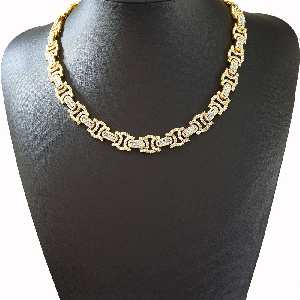 Cross-border European and American hip-hop men's and women's fashion cool flash decorative neck chain diamond geometric personality stitching clavicle chain necklace
