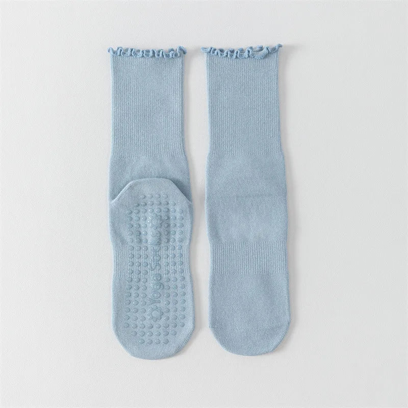 Yoga socks, boneless mid tube socks, sports anti slip thin fit, fitness Pilates combed cotton women's socks