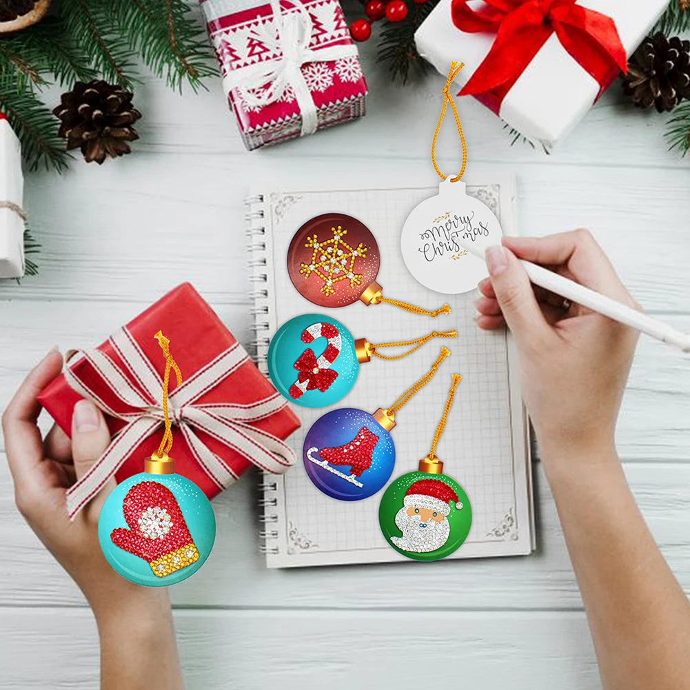 10pcs Christmas Diamond Key Chain Kits Exquisite 5D DIY Single Sided Diamond Art Keychain Colourful for Christmas Decor