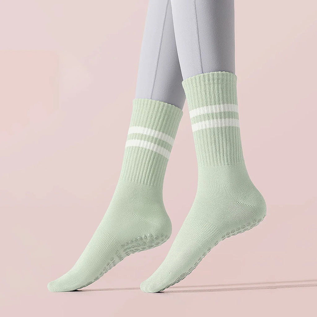 3 Pairs Long Yoga Socks with Grip for Women Anti Skid Gripper Socks No Slip Socks for Pilates, Barre, Dance,Yoga