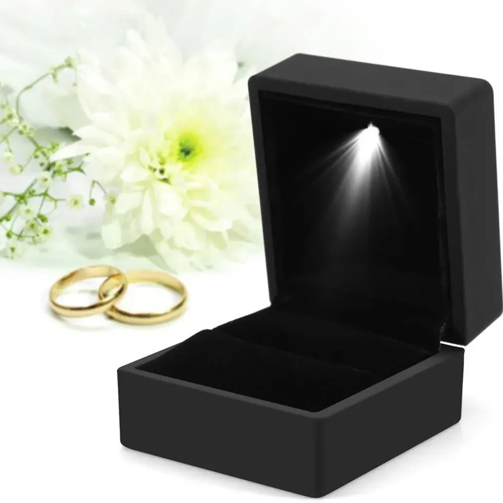 2024 Luxury Ring Box With LED Light Jewelry Diamond Ring Box for Engagement Wedding Birthday Valentine's Day Gift Box