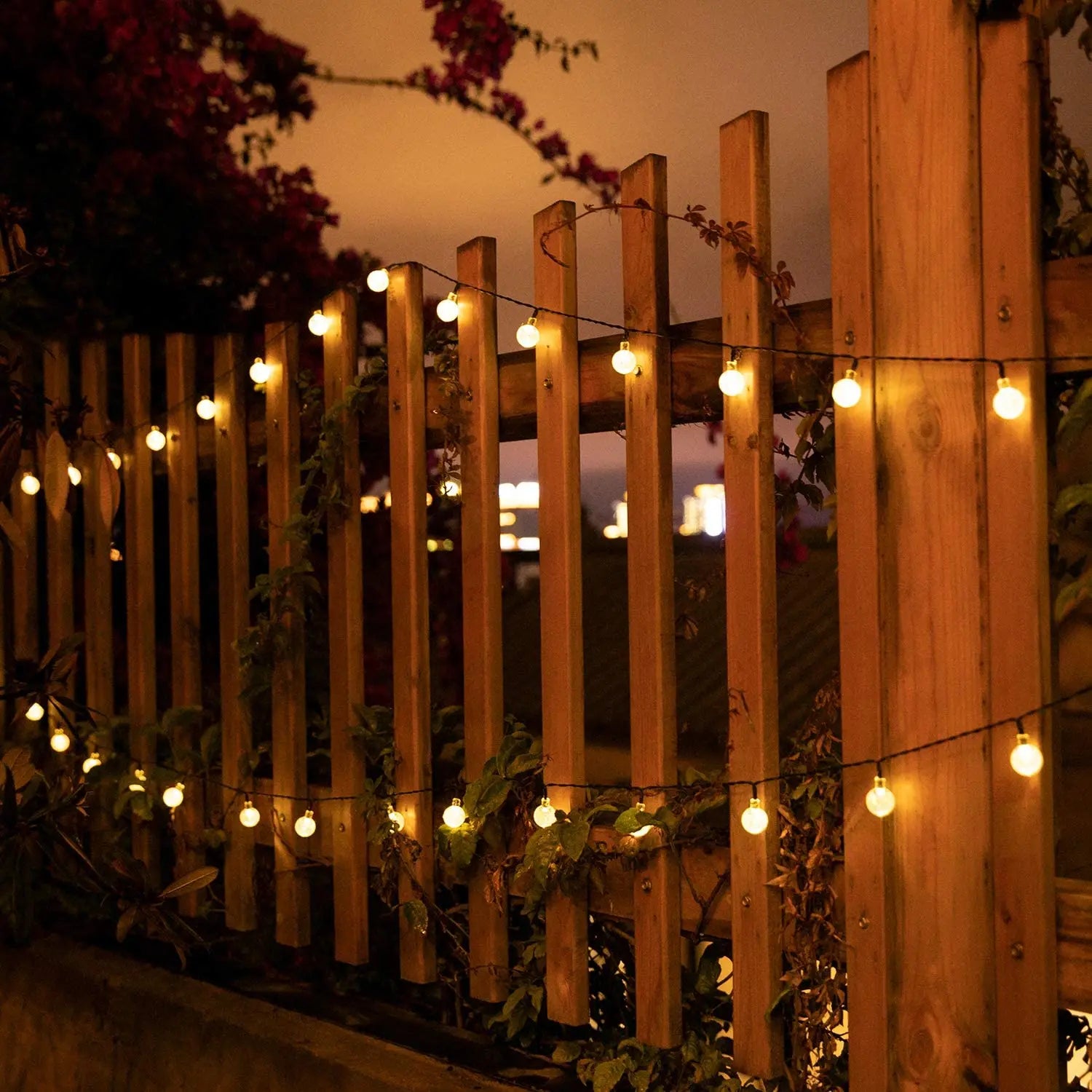 Solar Outdoor Crystal Ball Light String,100/200LEDs 8 Modes Waterproof Solar Fairy Lamp for Garden Courtyard Party Decoration