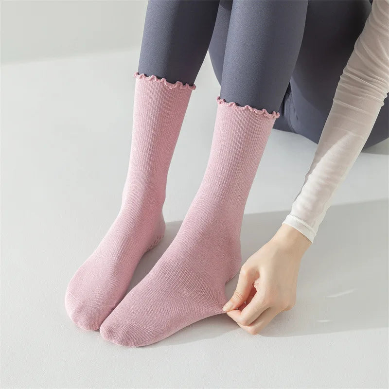 Yoga socks, boneless mid tube socks, sports anti slip thin fit, fitness Pilates combed cotton women's socks