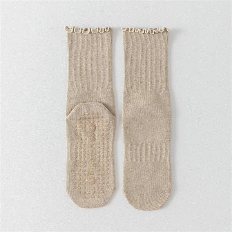 Yoga socks, boneless mid tube socks, sports anti slip thin fit, fitness Pilates combed cotton women's socks
