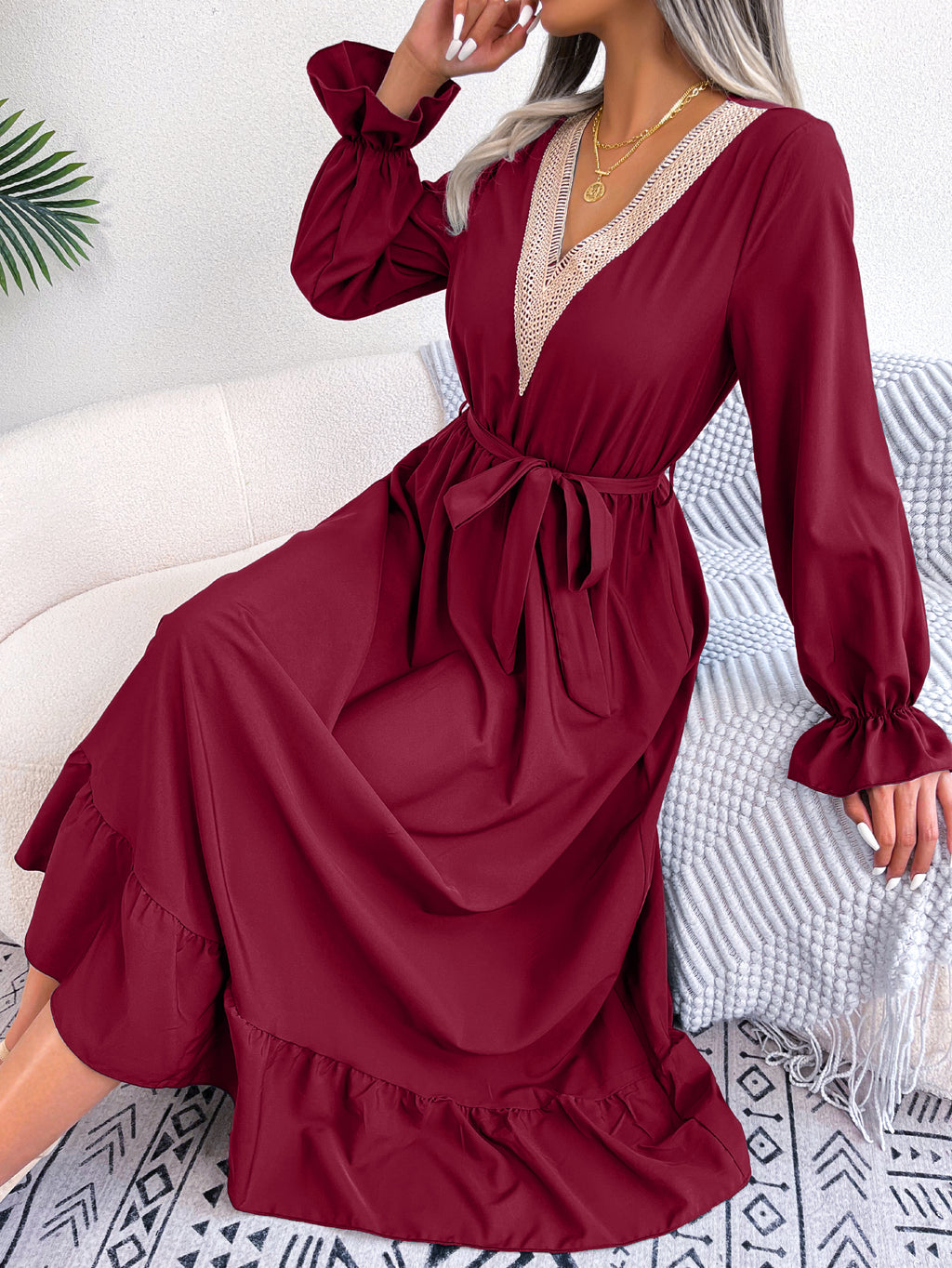 Women's Elegant V-Neck Lace Waist-Defined Hem Ruffle Maxi Dress