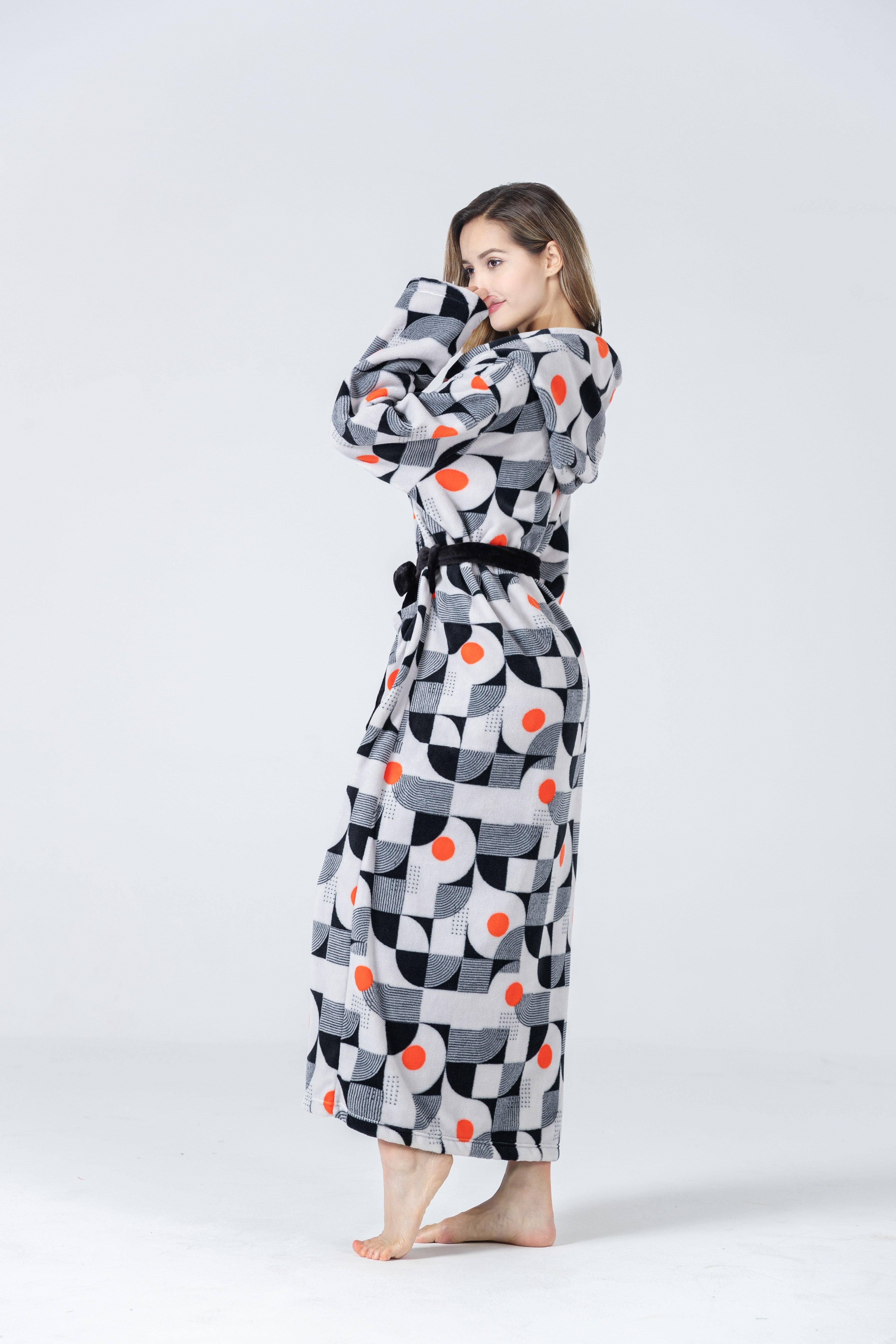 RONGTAI Womens Plush Fleece Hooded Bathrobe, Thick Nightgown Long Robe Sleepwear With Two Side Pockets And Belt